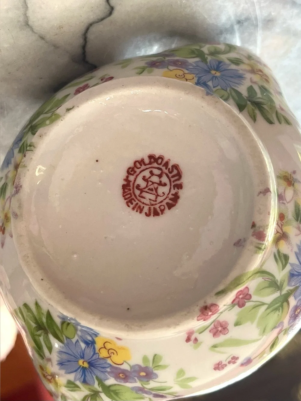 Vintage Gold Castle Japanese Chintz Floral Porcelain Vase Double Handle 5-1/8”